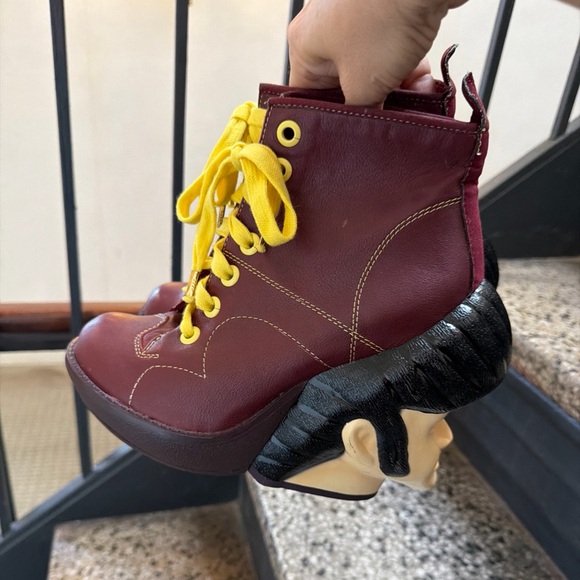 Irregular Choice Unique ELVIS Heart Break Lace-up Platform Music Boots Size 38 - Picture 14 of 15